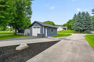 3710 Crestwood Dr NE, Alexandria, MN 56308 - Photo 71