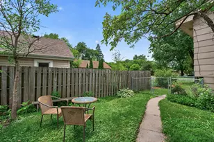 5326 Knox Ave N, Brooklyn Center, MN 55430 - Photo 43