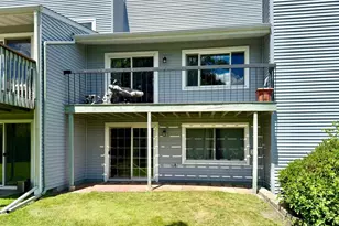 142 Canabury Ct, Little Canada, MN 55117 - Photo 1