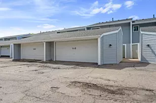 142 Canabury Ct, Little Canada, MN 55117 - Photo 27