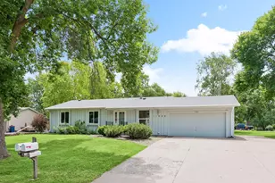 11689 99th Ave N, Maple Grove, MN 55369 - Photo 1