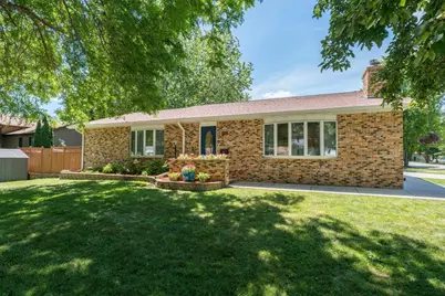 428 Swift Street, Saint Peter, MN 56082 - Photo 1