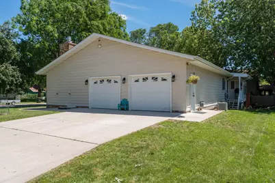 428 Swift Street, Saint Peter, MN 56082 - Photo 5