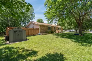 428 Swift St, Saint Peter, MN 56082 - Photo 3