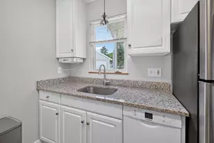 1916 Greenview Pl SW, Rochester, MN 55902 - Photo 7