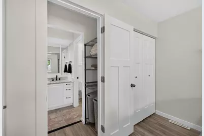1916 Greenview Place SW, Rochester, MN 55902 - Photo 17