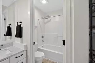 1916 Greenview Pl SW, Rochester, MN 55902 - Photo 19