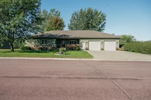 409 Fox Lake Ave, Sherburn, MN 56171 - Photo 95