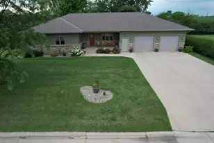 409 Fox Lake Ave, Sherburn, MN 56171 - Photo 51