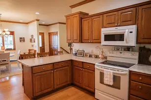 409 Fox Lake Ave, Sherburn, MN 56171 - Photo 11
