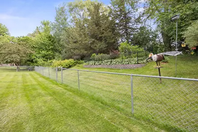 662 Pinewood Drive, Shoreview, MN 55126 - Photo 23