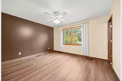 662 Pinewood Drive, Shoreview, MN 55126 - Photo 11