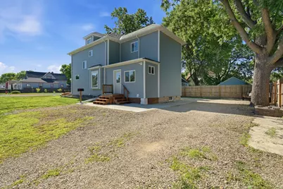 90 5th Avenue NW, Wells, MN 56097 - Photo 5