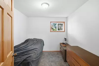 90 5th Avenue NW, Wells, MN 56097 - Photo 23