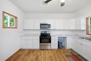 90 5th Ave NW, Wells, MN 56097 - Photo 17