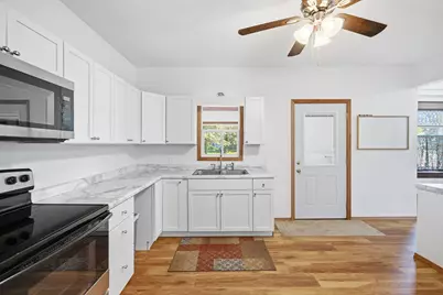 90 5th Avenue NW, Wells, MN 56097 - Photo 19