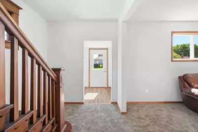 90 5th Avenue NW, Wells, MN 56097 - Photo 7