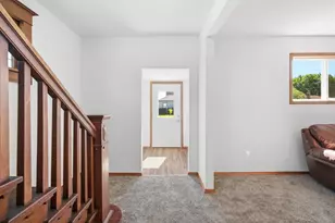 90 5th Ave NW, Wells, MN 56097 - Photo 7