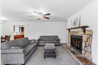 1745 7th Street E, Saint Paul, MN 55106 - Photo 3