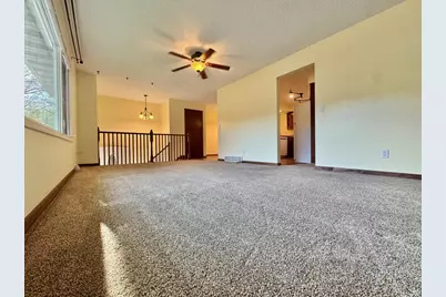 301 Southview Drive, Marshall, MN 56258 - Photo 3