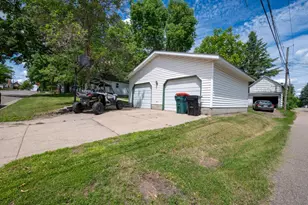 402 7th St NE, Staples, MN 56479 - Photo 19