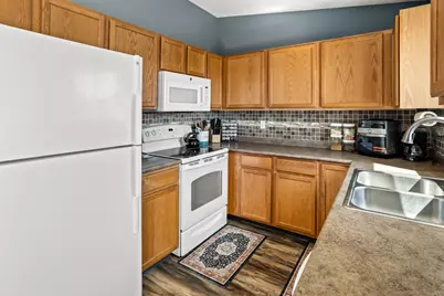 3126 32nd Street S, Moorhead, MN 56560 - Photo 9