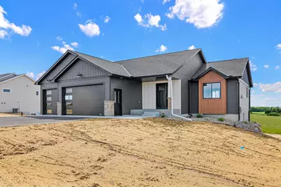 390 Candy Lane, River Falls, WI 54022 - Photo 7