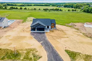 390 Candy Ln, River Falls, WI 54022 - Photo 3
