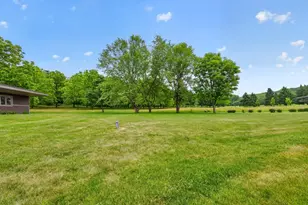 5185 Meadow Crossing Rd SW, Rochester, MN 55902 - Photo 9