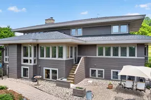 5185 Meadow Crossing Rd SW, Rochester, MN 55902 - Photo 3