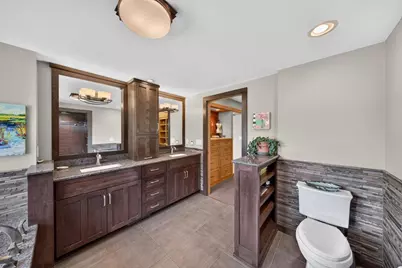 5185 Meadow Crossing Road SW, Rochester, MN 55902 - Photo 31