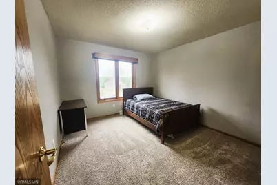 917 N Valley Street, New Ulm, MN 56073 - Photo 11