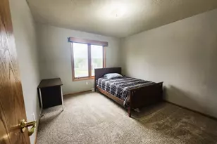 917 N Valley St, New Ulm, MN 56073 - Photo 11