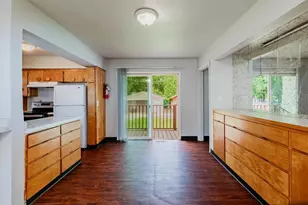 415 10th St S, Moorhead, MN 56560 - Photo 9