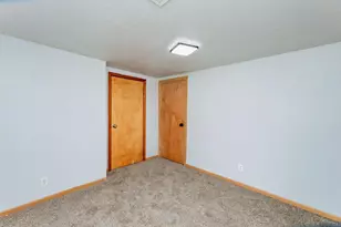 415 10th St S, Moorhead, MN 56560 - Photo 27