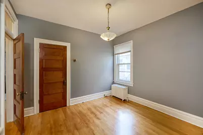 2410 Colfax Avenue S, Minneapolis, MN 55405 - Photo 9