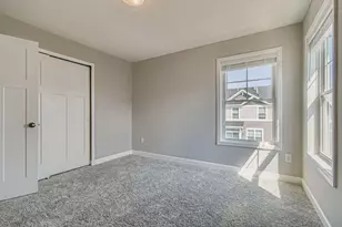 7582 38th St N, Oakdale, MN 55128 - Photo 23