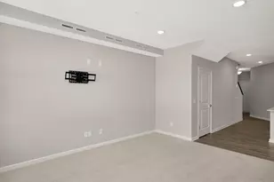 11281 Crestbury Dr, Woodbury, MN 55129 - Photo 13