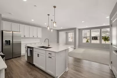 11281 Crestbury Drive, Woodbury, MN 55129 - Photo 5