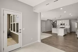 11281 Crestbury Dr, Woodbury, MN 55129 - Photo 23
