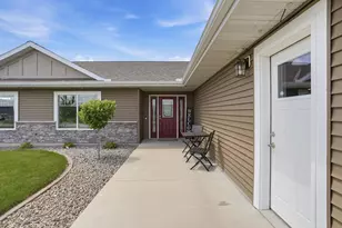 2752 9th Ave SE, Willmar, MN 56201 - Photo 7