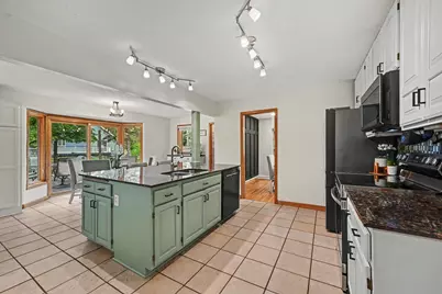 3275 Midland Avenue, White Bear Lake, MN 55110 - Photo 9