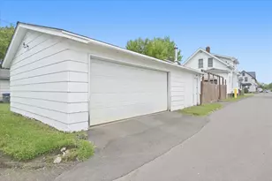 2019 Banks Ave, Superior, WI 54880 - Photo 31
