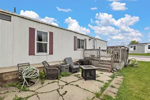 400 22 1/2 Street NW, Stewartville, MN 55976 - Photo 1