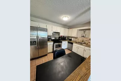 7819 85th Court N, Brooklyn Park, MN 55445 - Photo 9