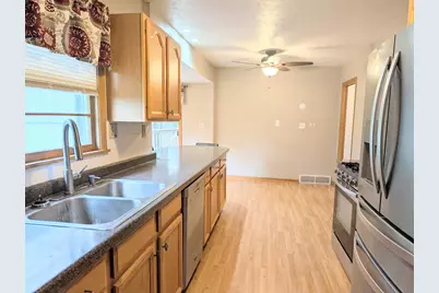 202 North Lane, Albert Lea, MN 56007 - Photo 5