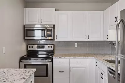 78 10th Street E #1610, Saint Paul, MN 55101 - Photo 9