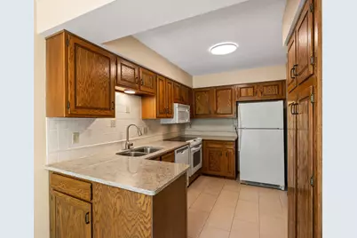 9922 Cavell Avenue S, Bloomington, MN 55438 - Photo 11