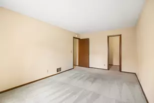 9922 Cavell Ave S, Bloomington, MN 55438 - Photo 15