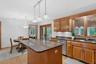 7255 Hollyford Ln NW, Rochester, MN 55901 - Photo 11